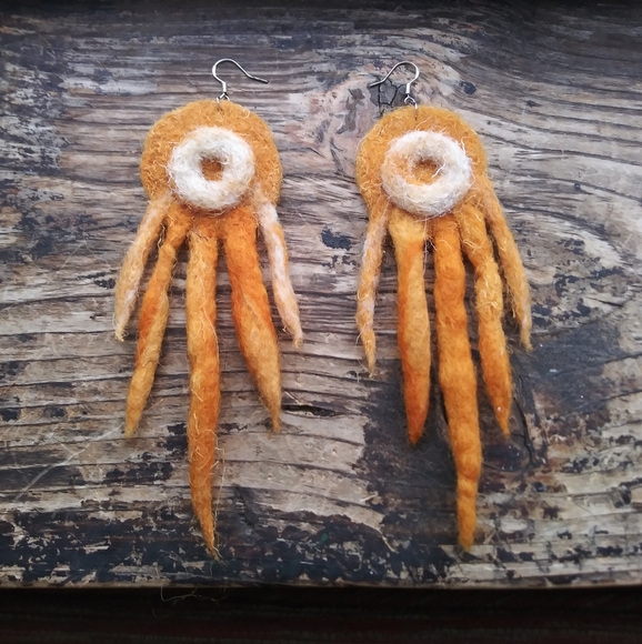 'Foxtail' XXL Statement Earrings - Picture 2 of 4